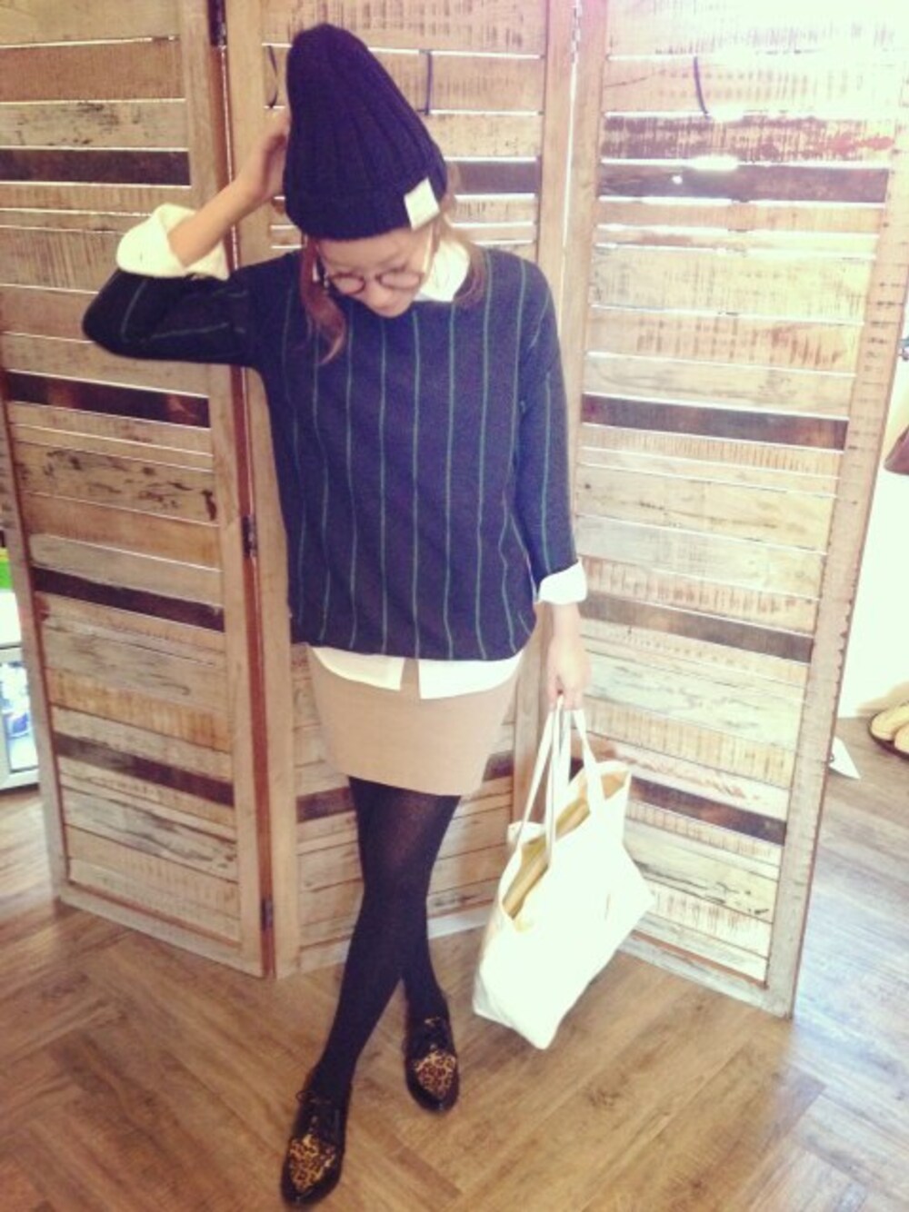 「レイヤードスタイル、LIFE's#203、TODAYFUL、LIFEs」｜「TODAYFULのオックスフォードシャツ（シャツ/ブラウス、ブルー系）」を使った、Piさん（メンズ・165cm）の秋コーディネートの1枚目の写真