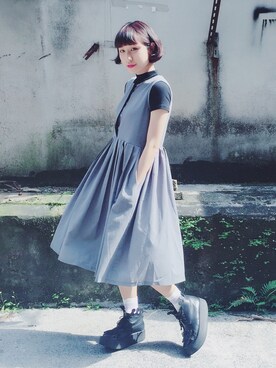 「gray」｜「アイテム（ワンピース/ドレス）」を使った、劉桂彣さん（レディース・160cm）の春コーディネート
