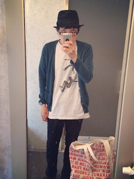 「glamb（グラム）のアイテム（アナログ腕時計）」を使った、トレドさん（メンズ・169cm）の春コーディネート