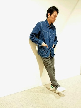 「ホワイトスニーカー」｜「アイテム（カバーオール）」を使った、Collective 鹿児島店さん（メンズ・170cm）の冬コーディネート
