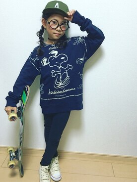 「BOOFOOWOO」｜「アイテム（スウェット）」を使った、RiaRuaさん（キッズ・124cm）の秋コーディネート