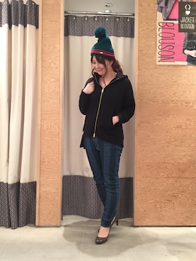 「Q（キュー）のアイテム（ニットキャップ/ビーニー）」を使った、Miyaさん（レディース・162cm）の秋コーディネート