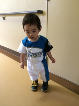 「ファイターズ」｜イトサンさん（キッズ・80cm）の秋コーディネート