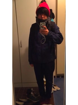 「GAP（ギャップ）のアイテム（ナイロンジャケット）」を使った、やまうちさん（メンズ・167cm）の春コーディネート