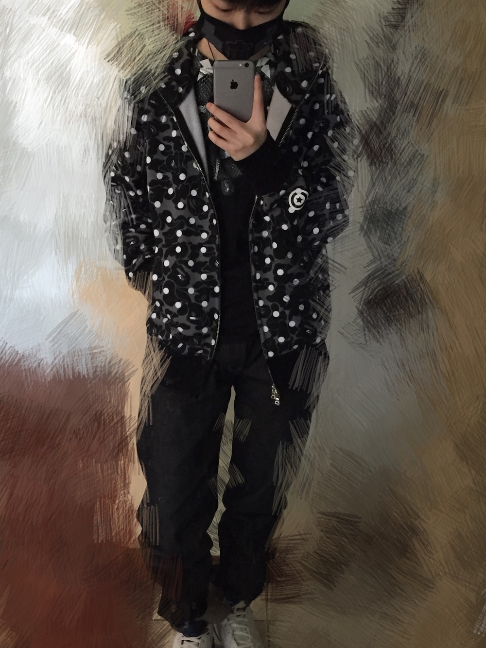 「MARCELO BURLON、Bape、EVISU、AIR JORDAN」｜「MARCELO BURLONのアイテム（Tシャツ/カットソー、ブラック系）」を使った、KiAoさん（メンズ・165cm）の春コーディネートの1枚目の写真