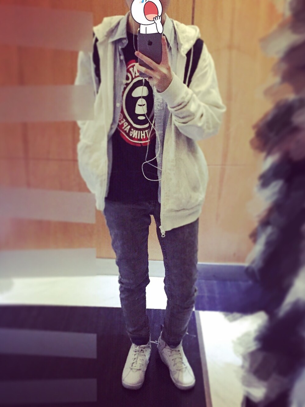 「AIR JORDAN、H&M、Clot、Bape」｜「BAPE KIDS by a bathing apeのアイテム（Tシャツ/カットソー、ブラック系）」を使った、KiAoさん（メンズ・165cm）の春コーディネートの1枚目の写真