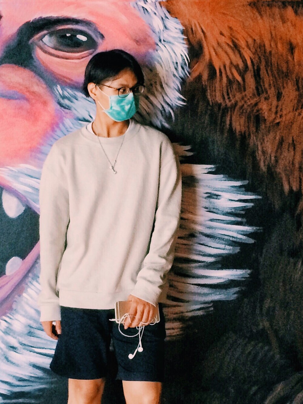 「casual、Everydaywear、STYLE」｜「H&Mのアイテム（トップス、シルバー系）」を使った、MrGaryzhanさん（メンズ・180cm）の夏コーディネートの1枚目の写真