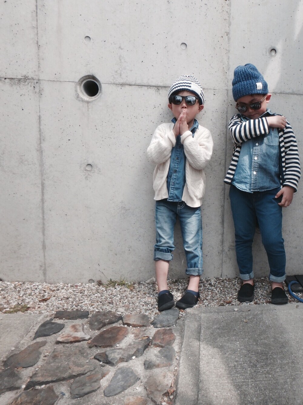 「kids、シンプルコーデ、キッズコーデ、春コーデ、おとこのこ、デニム、デニム オン デニム」｜「RALPH LAURENのアイテム（カーディガン/ボレロ、ホワイト系）」を使った、2Rmamaさん（キッズ・110cm）の春コーディネートの1枚目の写真