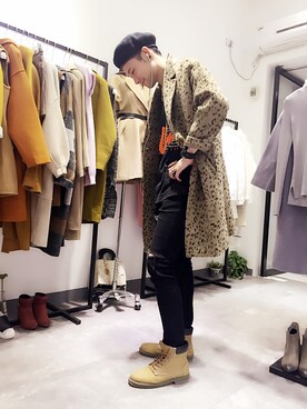 「BURBERRY（バーバリー）のアイテム（フォーマルスーツ/小物、ゴールド系）」を使った、LEEXIさん（メンズ・180cm）の秋コーディネート