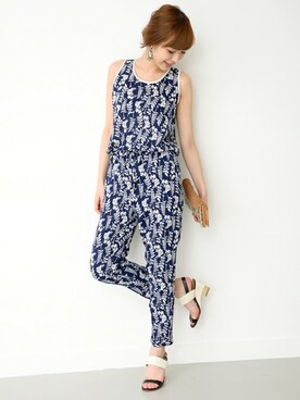 「URBAN RESEARCH ROSSO WOMEN（アーバンリサーチ　ロッソ）のアイテム（サロペット/オーバーオール）」を使った、kawanoさん（レディース・164cm）の春コーディネート