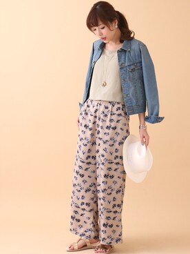 「フラワープリント」｜「アイテム（デニムジャケット）」を使った、kawanoさん（レディース・164cm）の冬コーディネート