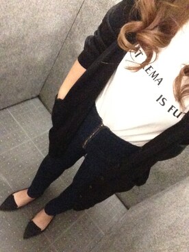 「MOUSSY（マウジー）のアイテム（カーディガン/ボレロ、ブラック系）」を使った、MAHOPIさん（レディース・156cm）の冬コーディネート