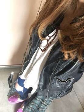 「UGG（アグ）のアイテム（モカシン/デッキシューズ、ピンク系）」を使った、MAHOPIさん（レディース・156cm）の冬コーディネート