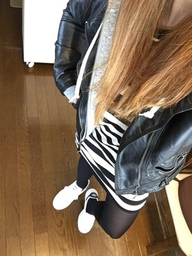 「adidas（アディダス）のアイテム（スニーカー、ホワイト系）」を使った、MAHOPIさん（レディース・156cm）の春コーディネート