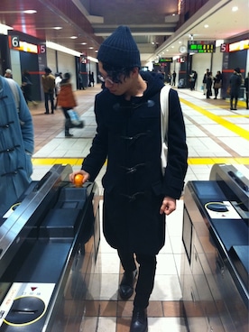 「J.Sabatino（ジェイサバティーノ）のアイテム（ダッフルコート）」を使った、Yutaさん（メンズ・172cm）の冬コーディネート
