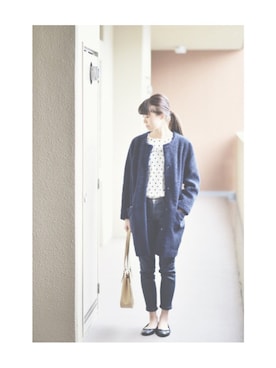 「A.P.C.」｜「アイテム（ムートンコート）」を使った、EAKさん（レディース・168cm）の冬コーディネート