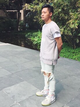 「YEEZUS（イーザス）のアイテム」を使った、Charles Colladoさん（メンズ・175cm）の秋コーディネート