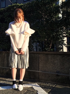 「lilLilly（リルリリー）のアイテム（ネックレス）」を使った、菊地亜美さん（レディース・164cm）の冬コーディネート