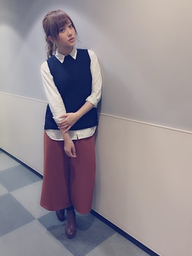 「Marblee（マー ブリー）のアイテム」を使った、菊地亜美さん（レディース・164cm）の秋コーディネート