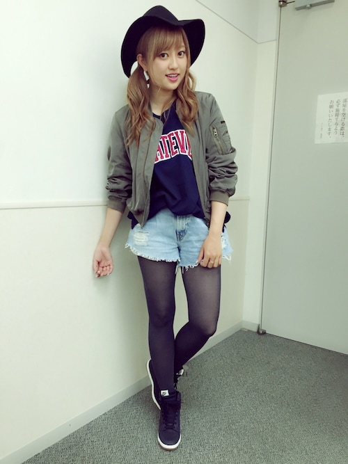 菊地亜美さんのコーディネート