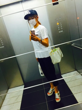 「±0（プラスマイナスゼロ）のアイテム」を使った、菊地亜美さん（レディース・164cm）の夏コーディネート