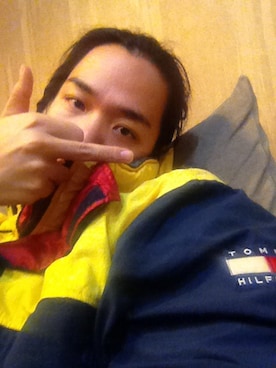 「TOMMY HILFIGER（トミーヒルフィガー）のアイテム（その他アウター）」を使った、roci rociさん（メンズ・176cm）の冬コーディネート