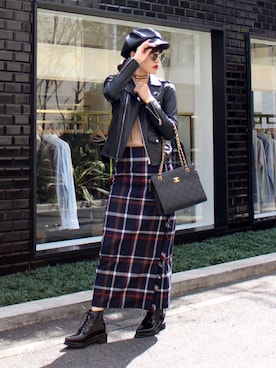 「chanel」｜「アイテム（ライダースジャケット）」を使った、ayako_tanakaさん（レディース・165cm）の秋コーディネート