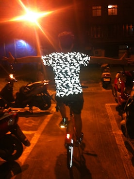 「MSCHF（ミスチーフ）のアイテム」を使った、錒平さん（メンズ・183cm）の夏コーディネート