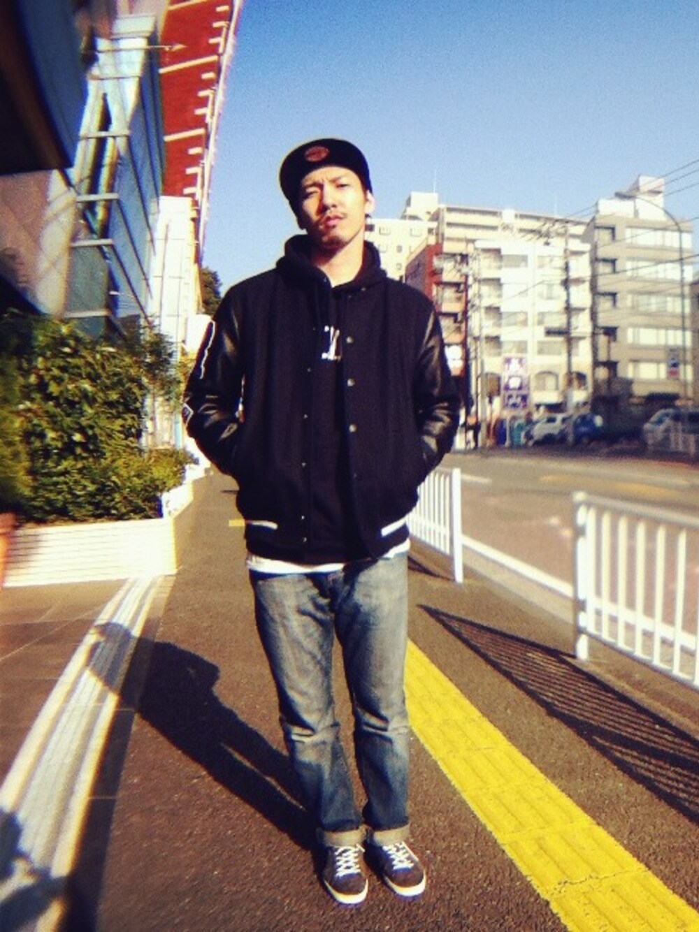 「remixtaipei、REMIX、pumataiwan、PUMA、pumasuede、puma suede、taiwanese、WEARREMIX、remix dancer、TOKYO」｜「REMIXのアイテム（キャップ、ブラック系）」を使った、KrazyBonezさん（メンズ・170cm）の秋コーディネートの1枚目の写真