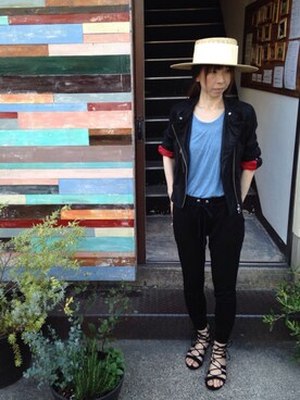 「NINE（ナイン）のアイテム（オールインワン・サロペット）」を使った、カワさん（レディース・165cm）の春コーディネート