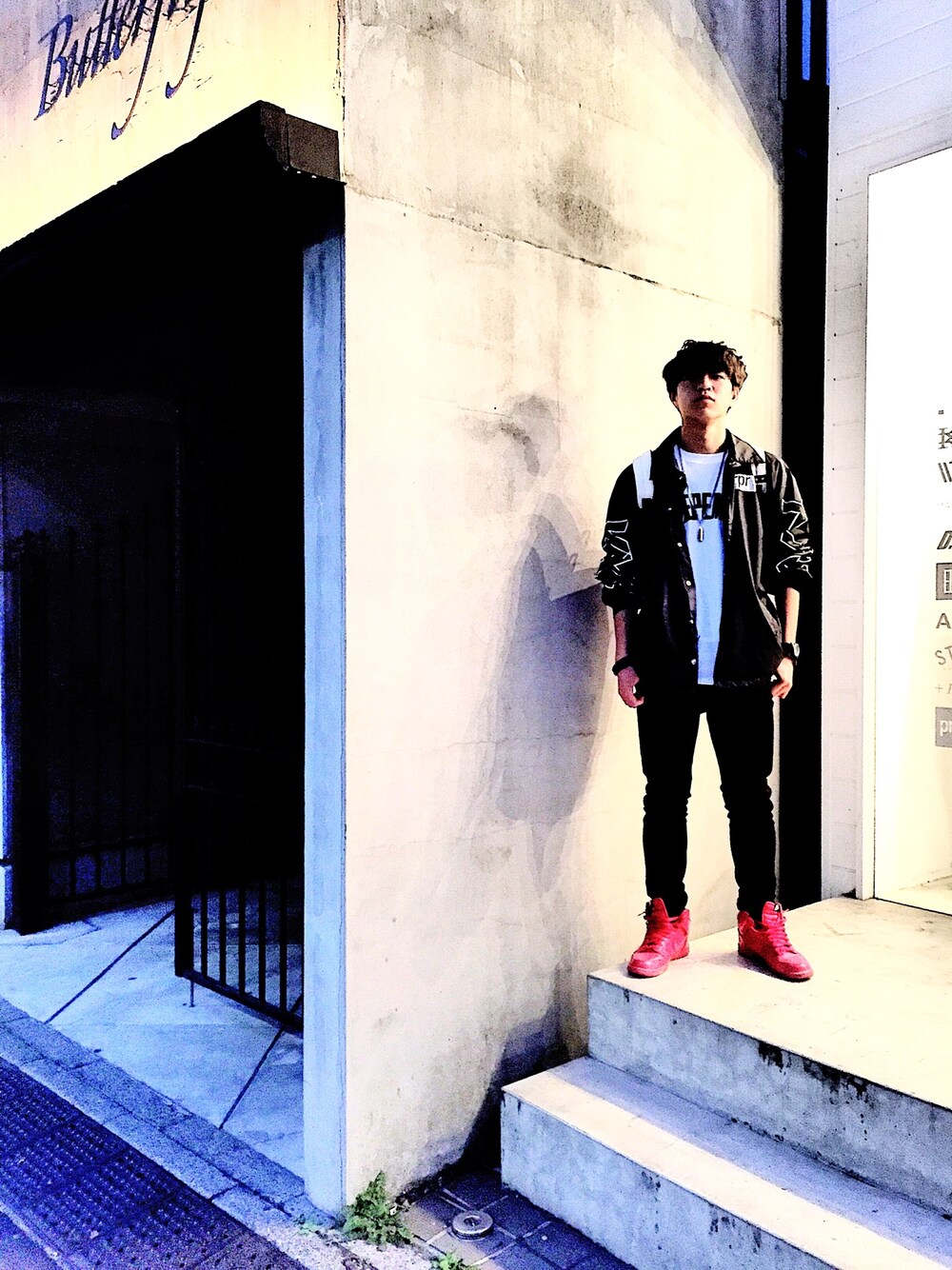 「CREPEMAN、Properpedigree、prpr、NIKE、nubian」｜「CREPEMANのアイテム（Tシャツ/カットソー、ホワイト系）」を使った、†nAo†さん（メンズ・171cm）の春コーディネートの1枚目の写真