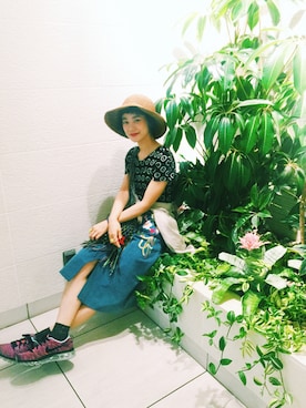 「VIDA＋（ヴィーダプラス）のアイテム」を使った、IZUMI さん（レディース・161cm）の夏コーディネート