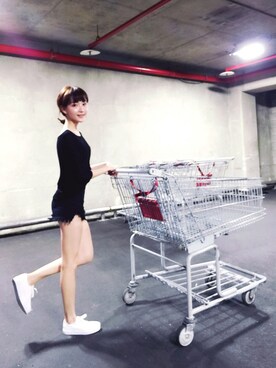 Ivelyn Y. Chenさんのコーディネート