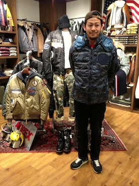 「AVIREX（アヴィレックス）のアイテム（キャップ）」を使った、Junichiさん（メンズ・179cm）の秋コーディネート