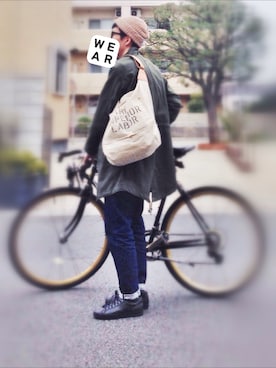 「黒縁メガネ」｜「アイテム（モッズコート）」を使った、HFさん（メンズ・177cm）の春コーディネート