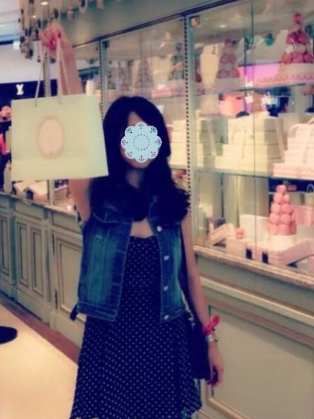 「FOREVER 21、LADUREE」｜「forever21のアイテム（ワンピース、その他）」を使った、mini.instaさん（レディース・160cm）の夏コーディネートの1枚目の写真