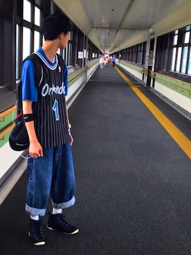 「アイテム（バングル/リストバンド）」を使った、Gilberさん（メンズ・178cm・20代）の夏コーディネート