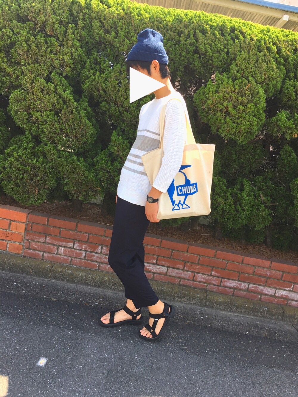 「RAGEBLUE、CHUMS、GU、teva、チャンピオン、スポーツミックス、モノトーン、ニット帽、夏コーデ」｜「Championの【Champion】別注カラーワッチ/715410（ニットキャップ/ビーニー、ブルー系）」を使った、ryuさん（メンズ・170cm）の秋コーディネートの1枚目の写真