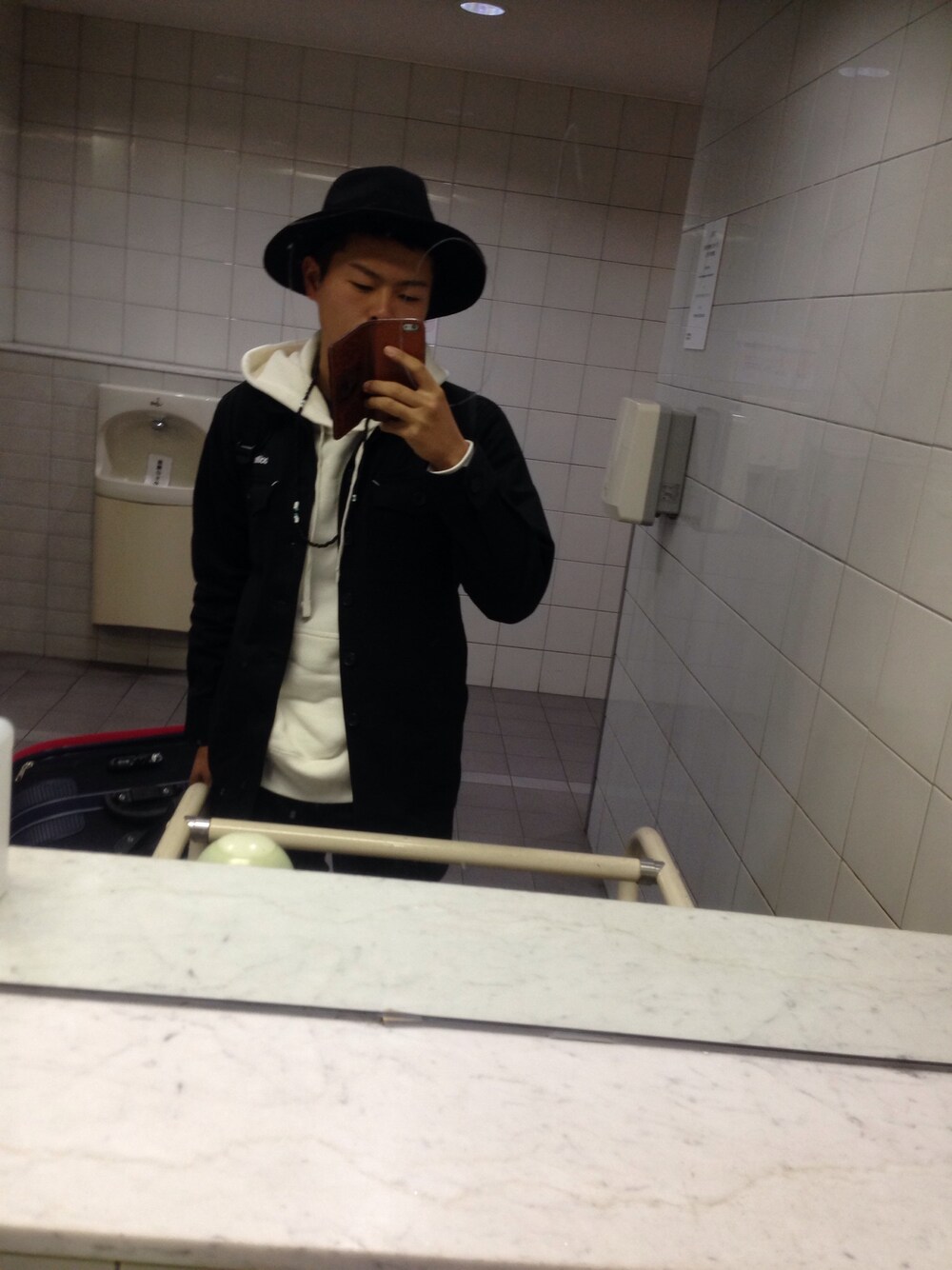 「street、mode、ダブルスティール、streetfashion」｜「DOUBLE STEALのロング　ジャケット（その他アウター、ブラック系）」を使った、かしすさん（メンズ・169cm）の秋コーディネートの1枚目の写真
