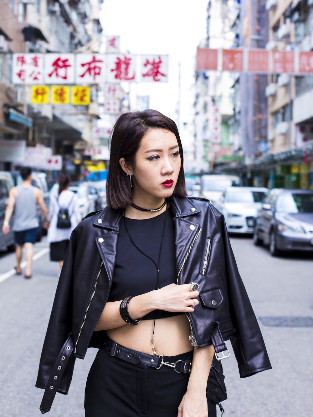 「ALLBLACK、allblackgirl、allblackeverything」｜「UNIFのアイテム（ライダースジャケット、ブラック系）」を使った、Esther.Lさん（レディース・163cm）の春コーディネートの1枚目の写真