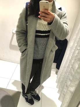 「グレーパンツ」｜「アイテム（チェスターコート）」を使った、ゆみさん（レディース・156cm）の冬コーディネート