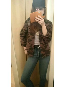 「アイテム（ミリタリージャケット、ブラウン系）」を使った、CHiEさん（レディース・171cm）の冬コーディネート