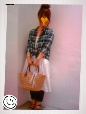 「LEPSIM（レプシィム）のアイテム（シャツ/ブラウス、グリーン系）」を使った、maiさん（レディース・163cm）の秋コーディネート