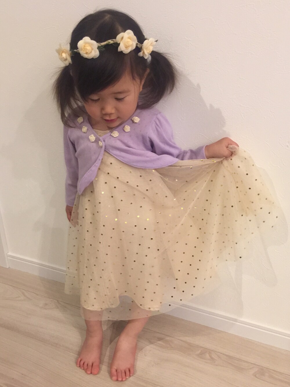 「ひな祭り、ドレス、プチプラ、2歳、おんなのこ」｜「no brandのアイテム（カーディガン/ボレロ、パープル系）」を使った、りーぬ@おすし。さん（キッズ・90cm）の春コーディネートの1枚目の写真
