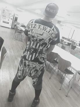 「MORT　PARIS（モルトパリス）のアイテム」を使った、たくさん（メンズ・177cm）の秋コーディネート