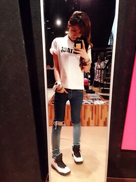 黃愛莎さんのコーディネート