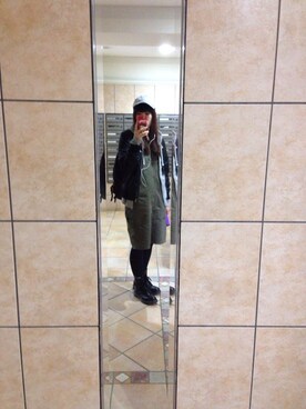 「NICE CLAUP（ナイスクラップ）のアイテム（ナイロンジャケット）」を使った、tomoさん（レディース・163cm）の春コーディネート