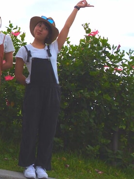 「修学旅行」｜「アイテム（つなぎ/オールインワン）」を使った、chipi_seiさん（レディース・155cm）の秋コーディネート
