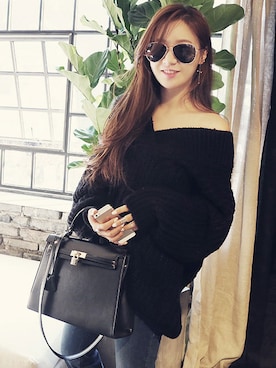 「アイテム（アクセサリー）」を使った、AcoDesign（アコデザイン）さん（レディース・165cm）の冬コーディネート