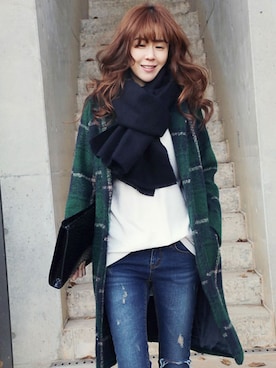 「アイテム（チェスターコート、グリーン系）」を使った、AcoDesign（アコデザイン）さん（レディース・165cm）の冬コーディネート